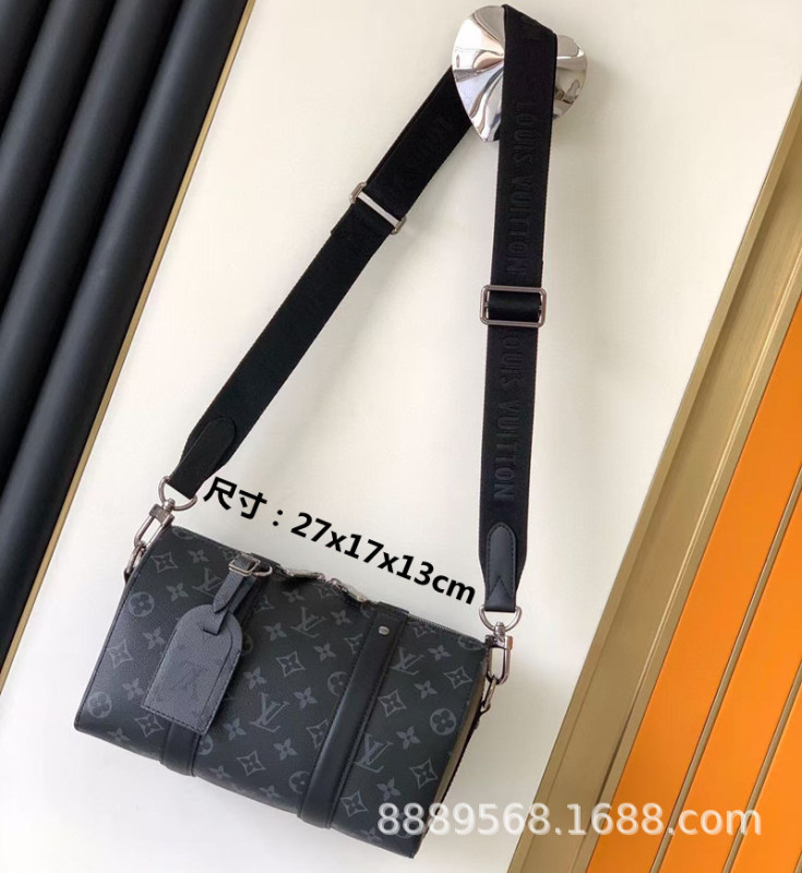 直接供給クロスボーダー m lv メンズバッグレディースバッグブラックウォリアーメッセンジャーバッグ枕バッグチェーンバッグボックスバッグポータブルブリーフケース|undefined