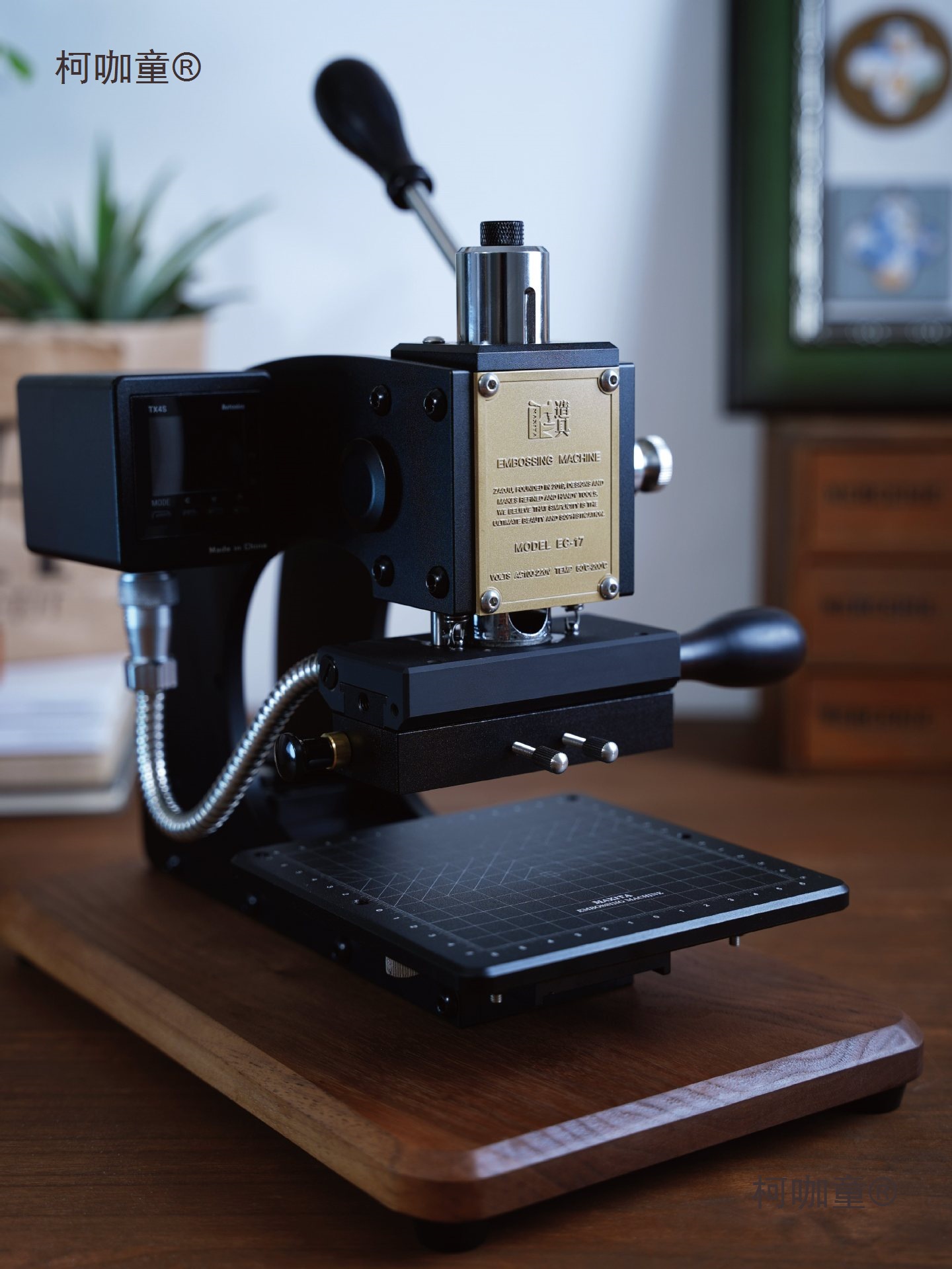 造具MAXITAEC-17 烫金机logo模压印名片皮革包装压痕机手工麦太保