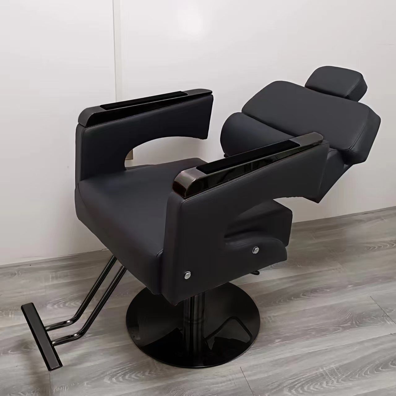 Fabricante silla de peluquería silla de afeitado elevación giratoria silla de rojo teñido silla de corte de pelo salón de peluquería mayorista