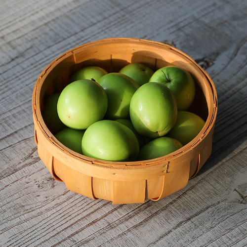 Dormitory key storage box desktop remote control basket woven literary dry fruit snack basket small fruit plate