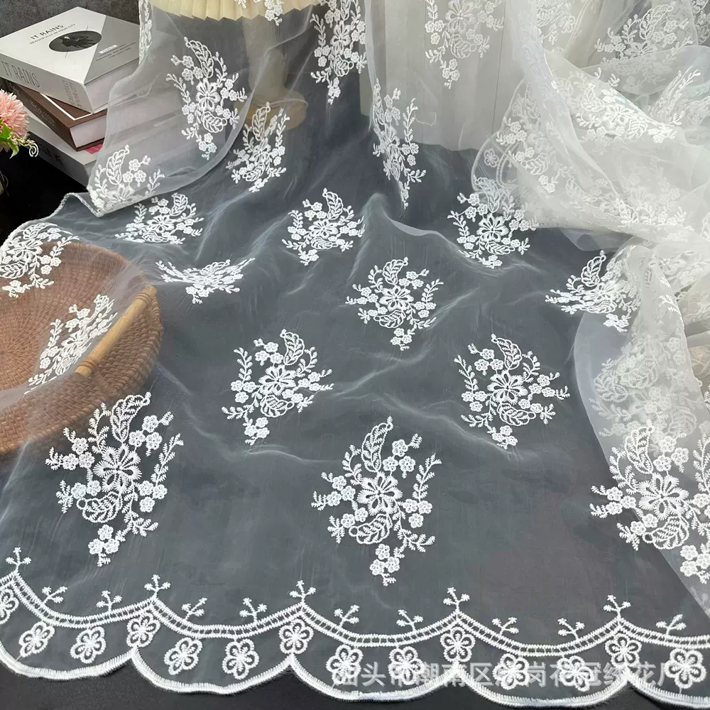 批发蕾丝布料欧根纱刺绣面料夏季连衣裙面料水溶网纱绣花布现货