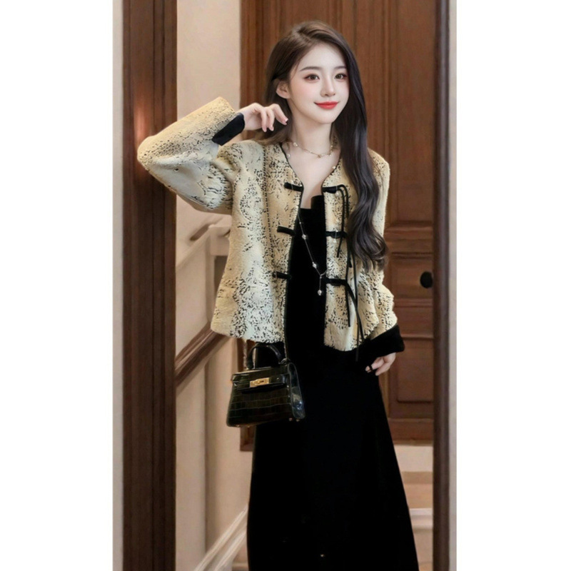 New Chinese-Style Elegant National Style Short Coat for Women, Autumn and Winter New Fashion Velvet Suspender Dress, Cool Two-Piece Set