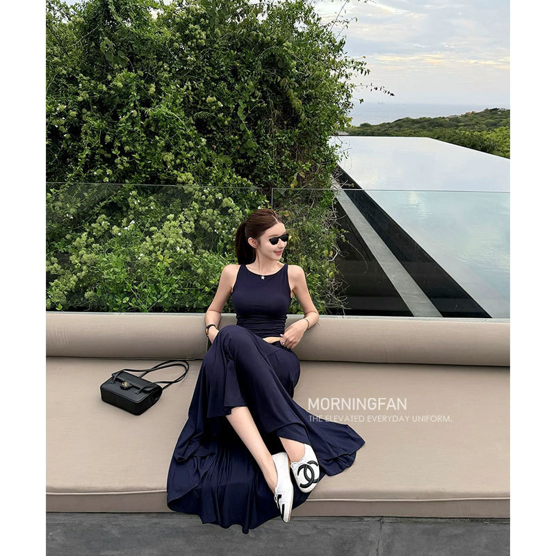 Good morning, Fanfan! "Breathing" casual basic tank top set + waist-pleated, figure-flattering long skirt Good morning, Fanfan! "Breathing" casual basic tank top set + waist-pleated, figure-flattering long skirt