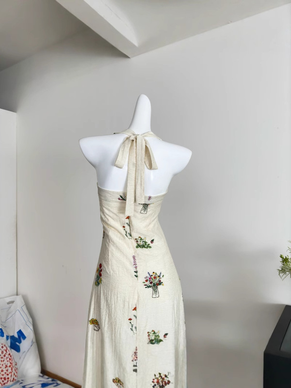 「Xinxing」フレンチフラワー刺繍ホルタードレスレディースサマーウエストバックレスショルダーノースリーブスカートデザイン|undefined