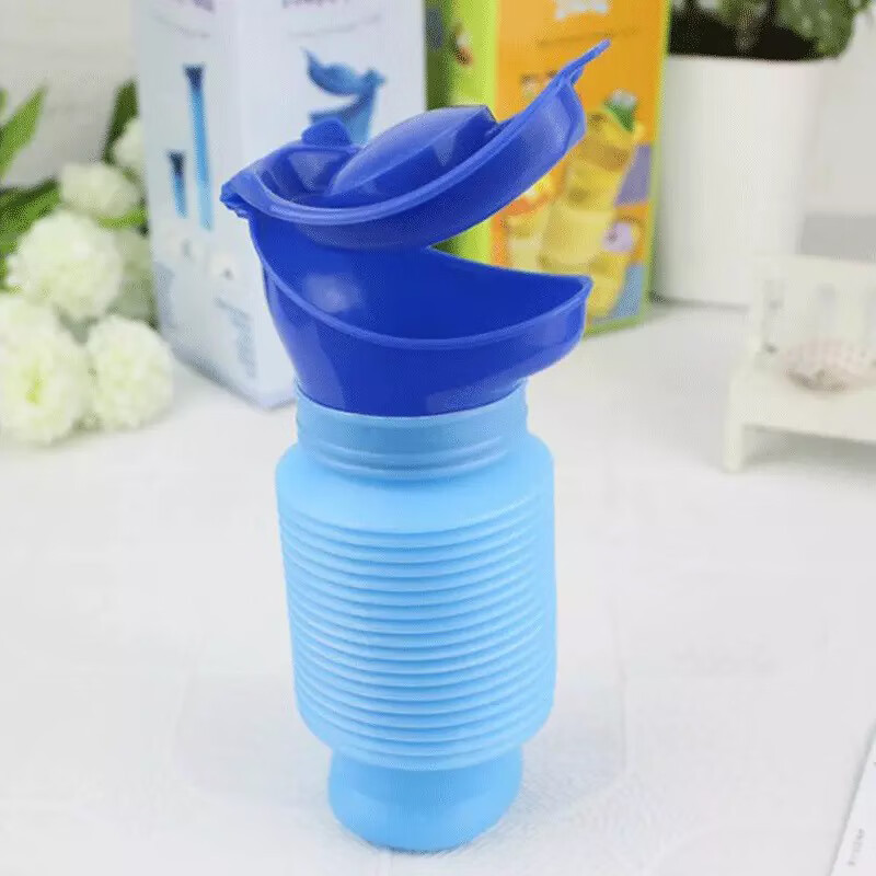 Portable car urinal for boys and girls children emergency retractable urine bucket baby urine bottle emergency urinal