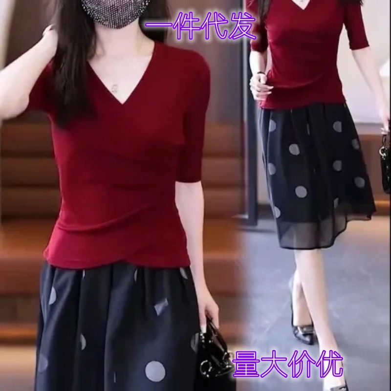 高级感法式短袖T恤女夏小众设计上衣洋气妈妈波点半身裙两件套装