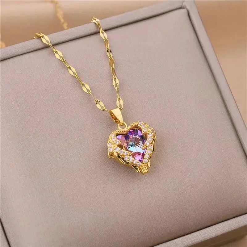 Titanium Steel Material Heart Shape Pattern Titanium Steel Lady Inlay Heart Shape Artificial Gemstones Pendant Necklace