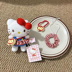 本物のハローキティぬいぐるみ DIY ベビー服交換用車のキーホルダー ペンダント 女の子の誕生日プレゼントとして