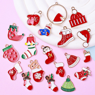 Christmas Pendant Alloy Oil Dropping Small Pendant DIY Jewelry Accessories Earrings Necklace Bracelet Accessories Christmas Hat