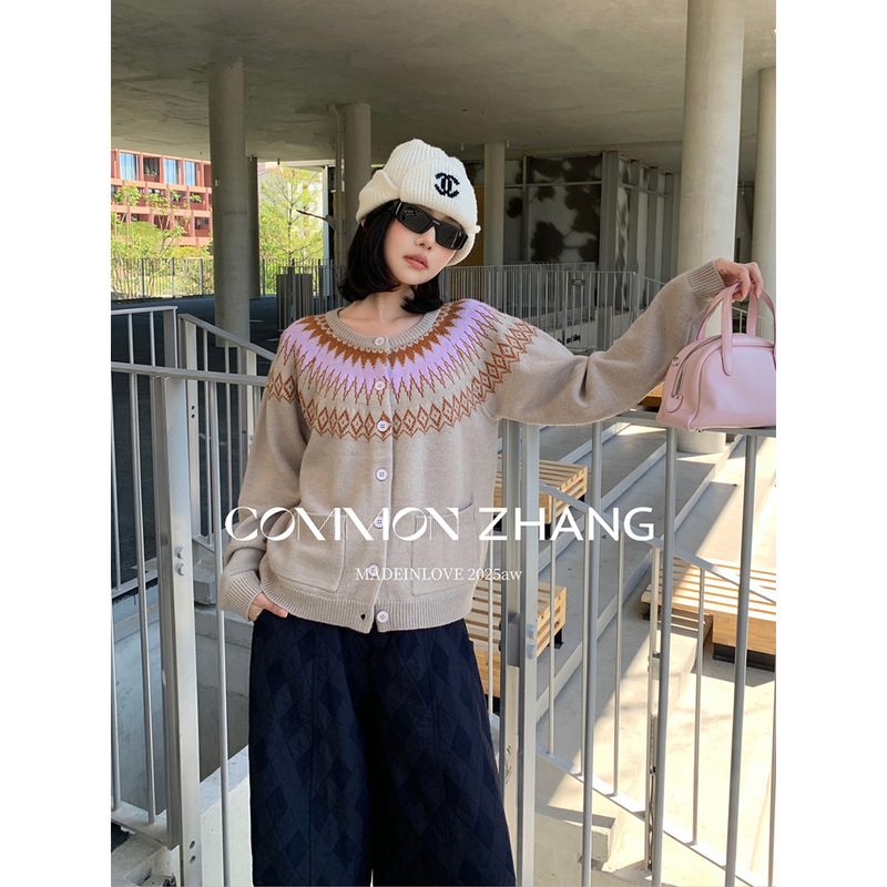 Cz Zhang Autumn and Winter Cashmere Jacquard Knitted Cardigan Women's Fair Isle Round Neck Christmas Sweater Jacket B45211