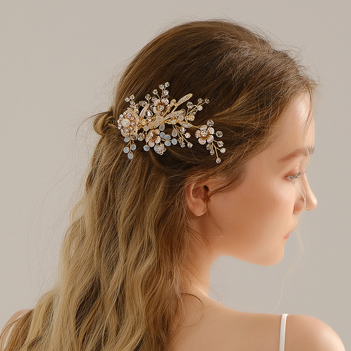 Matte retro golden elegant hairgrip pearl