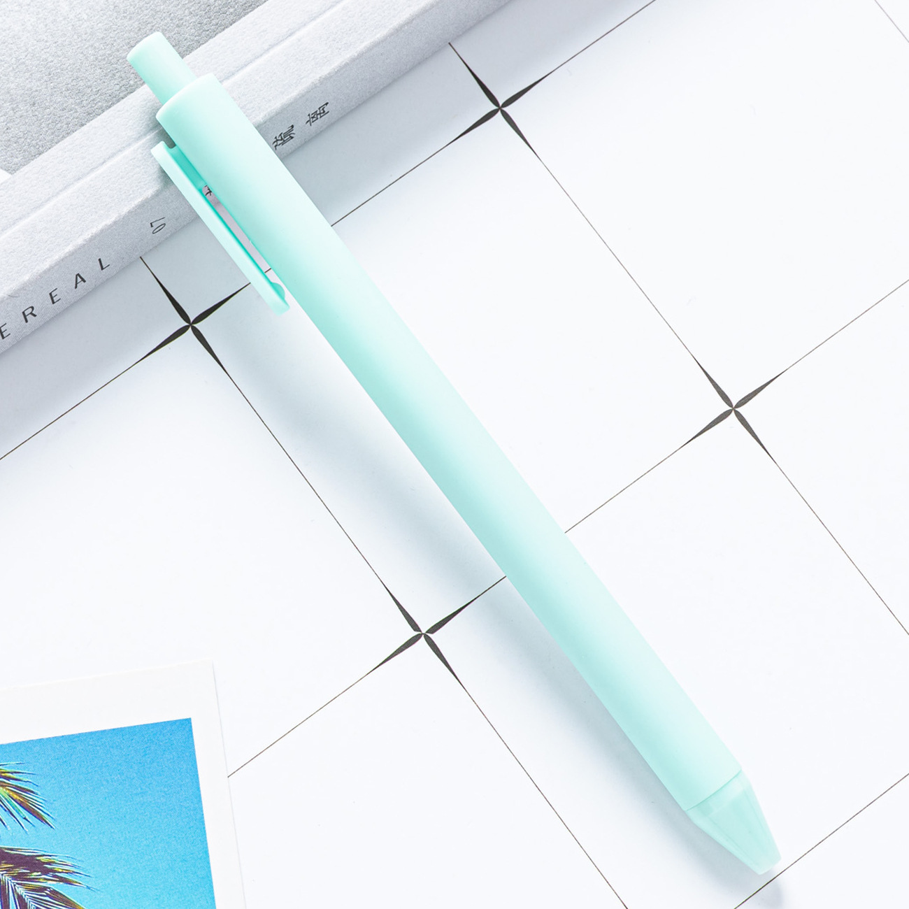 alto valor facial de color macarón bolígrafo de plástico de presión de papelería para estudiantes bolígrafo de imprimir logotipo bolígrafo de goma