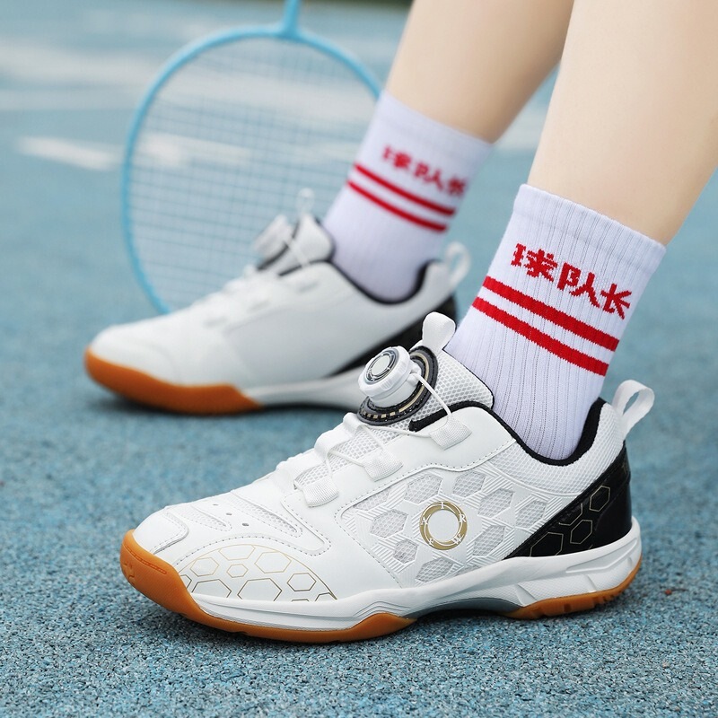 Team Captain Children's Badminton Sports Shoes Boys' Tennis Shoes with Rotating Buckle Youth Training Mesh Girls' Table Tennis Shoes Team Captain Children's Badminton Sports Shoes Boys' Tennis Shoes with Rotating Buckle Youth Training Mesh Girls' Table Tennis Shoes