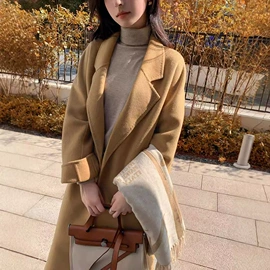 女式毛呢外套;女式针织衫;女式羊毛衫