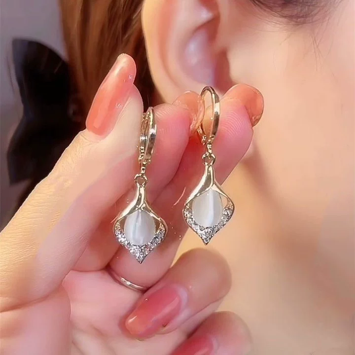 Серебряная игла из жемчуга, стильные универсальные серьги, образец серебро 925, простой и элегантный дизайн, оптом