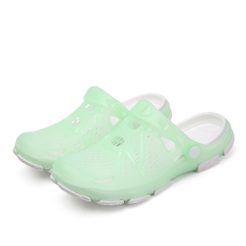 Zapatillas de verano para hombres 2022 nuevas sandalias casuales al aire libre zapatos de playa con agujero cerrado para hombres zapatos de moda de doble uso