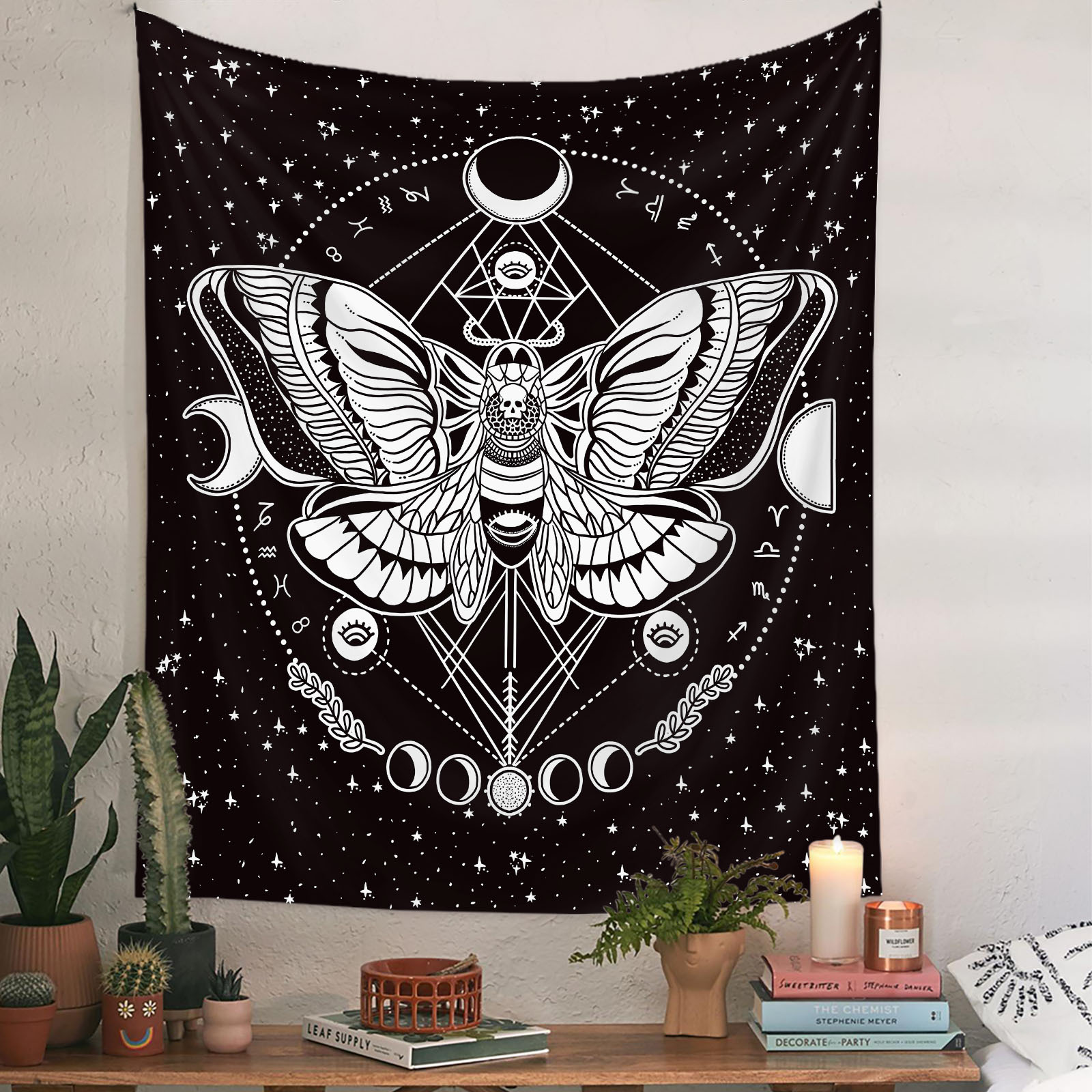120g Weight Retro Moon Flower Butterfly Polyester Short Plush Tapestry