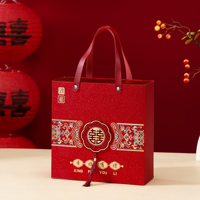 結婚式のキャンディーボックス 2025 新しい結婚式誕生日新築祝いタオルボックス婚約中国風の包装つや消しギフトボックス引き出しタイプの空箱|undefined