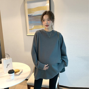 Autumn and Winter maternity clothes winter pregnant women hooded bottoming shirt cationic de velvet loose mid-length plus size bottoming shirt T