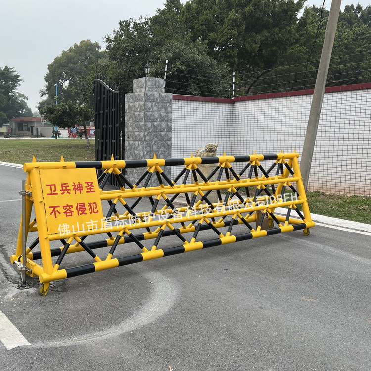 盾标电动拒马防恐全自动伸缩移动拒马路障远程对讲开关控制拒马桩-阿里巴巴