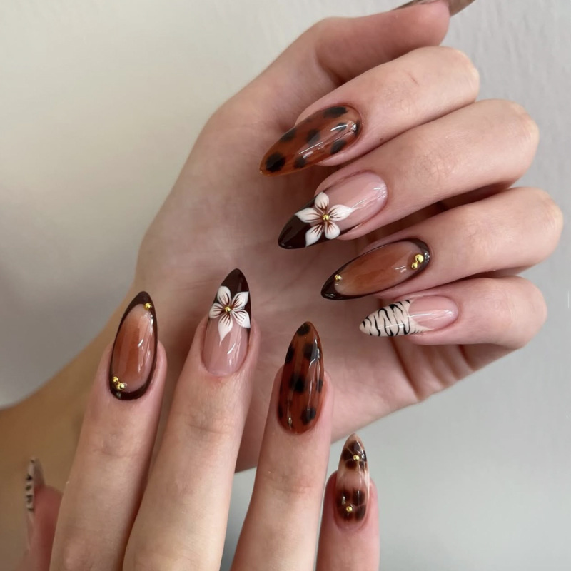 French-Style Red Wearable Nail Art Nail Pieces, Hot-Selling Zebra Pattern Flower Fake Nails, Tortoiseshell Leopard Print Nail Pieces French-Style Red Wearable Nail Art Nail Pieces, Hot-Selling Zebra Pattern Flower Fake Nails, Tortoiseshell Leopard Print Nail Pieces