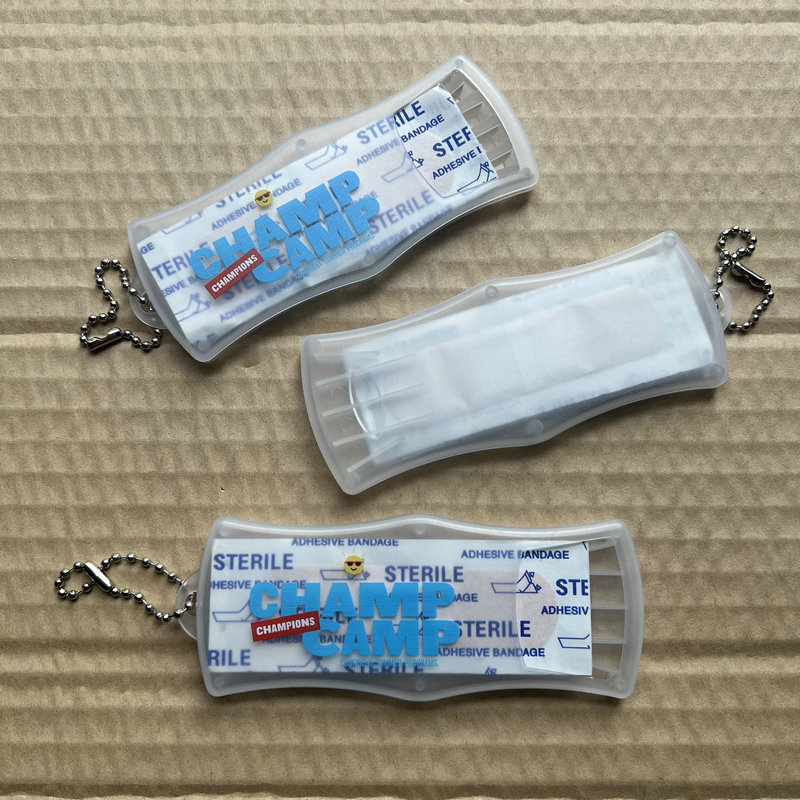 热销欧美 带珠链创口贴盒 抽取式便捷创可贴盒  可挂钥匙扣邦迪盒