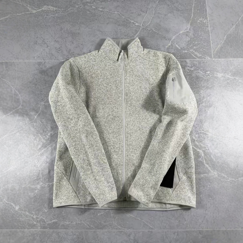 Poison House Authentic Version Original Label In-Stock Stand Collar Fleece Jacket Outdoor Sports Cardigan for Men and Women Casual Versatile Poison House Authentic Version Original Label In-Stock Stand Collar Fleece Jacket Outdoor Sports Cardigan for Men and Women Casual Versatile