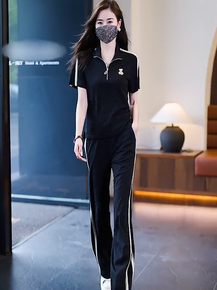 패셔너블한 신상 캐주얼 스포츠웨어 세트, 여름 슬림핏 반팔 라펠 티셔츠 투피스 여성복, 다용도 활용 가능