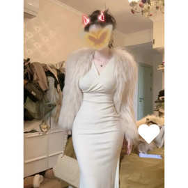 纯欲性感交叉领长袖连衣裙女秋冬新款磨毛加厚收腰鱼尾包臀长裙