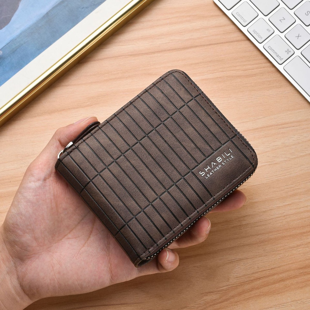polyurethane casual retro capacious wallet with zipper