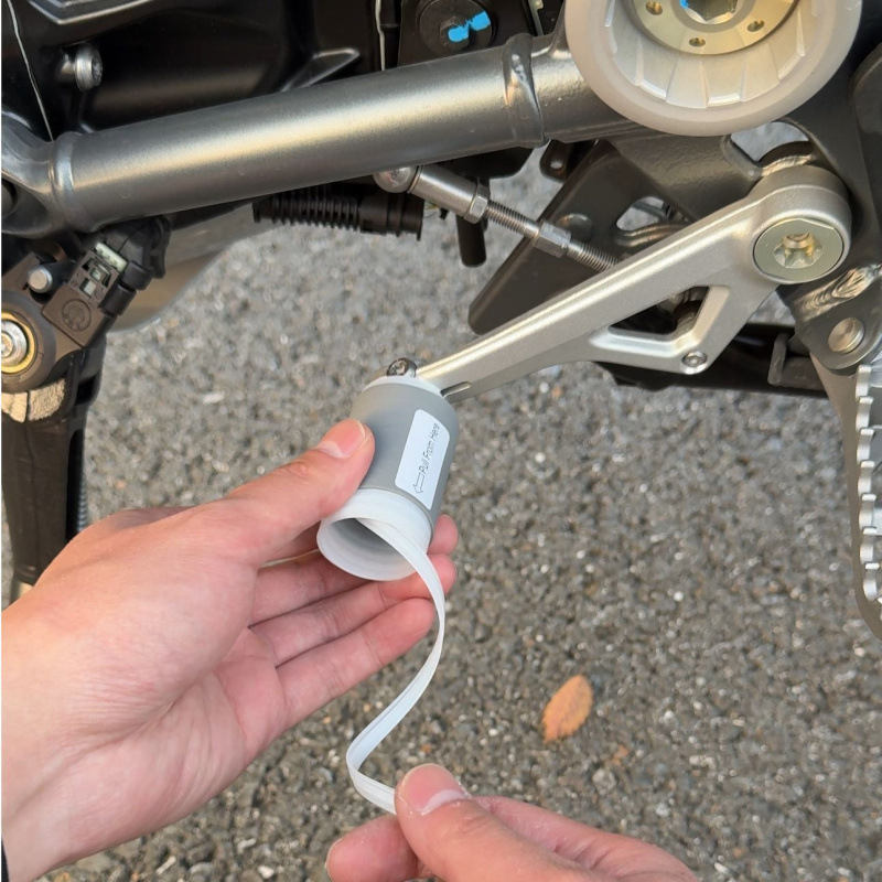 摩托车挡杆套挂挡套挂换挡防赃鞋硅胶自缩机车骑行装备保护套灰色