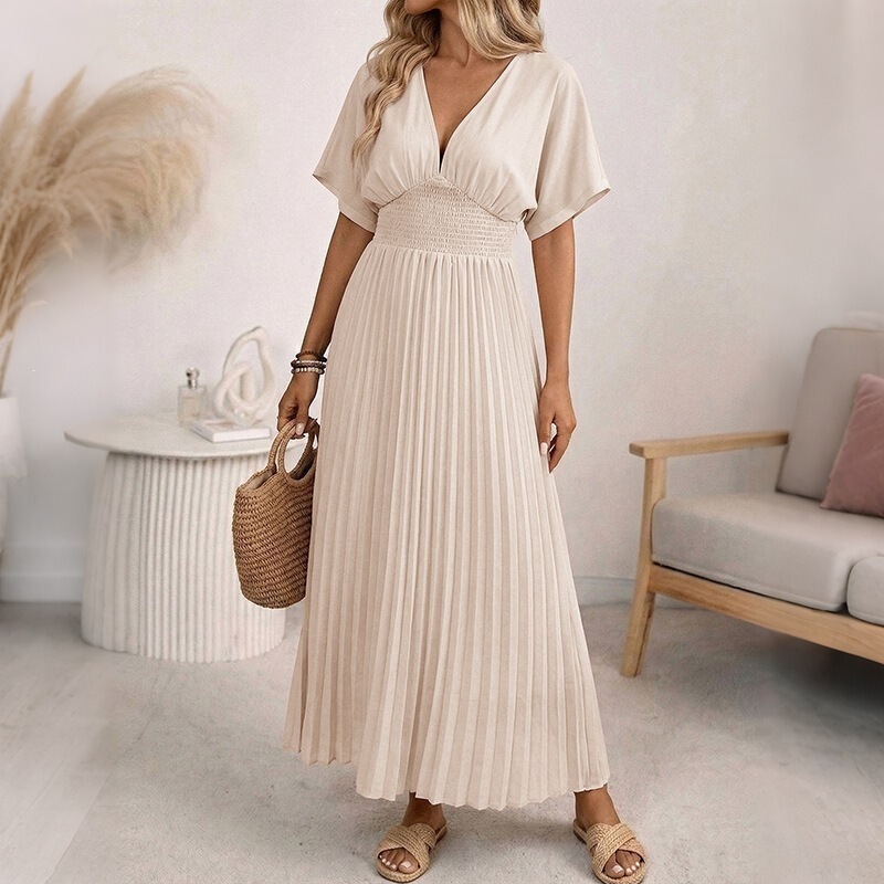 Tiktok European and American Style 2026 Summer New Relaxed Style Long Dress for Women, V-Neck Batwing Sleeve Pleated Flared Dress Tiktok European and American Style 2026 Summer New Relaxed Style Long Dress for Women, V-Neck Batwing Sleeve Pleated Flared Dress