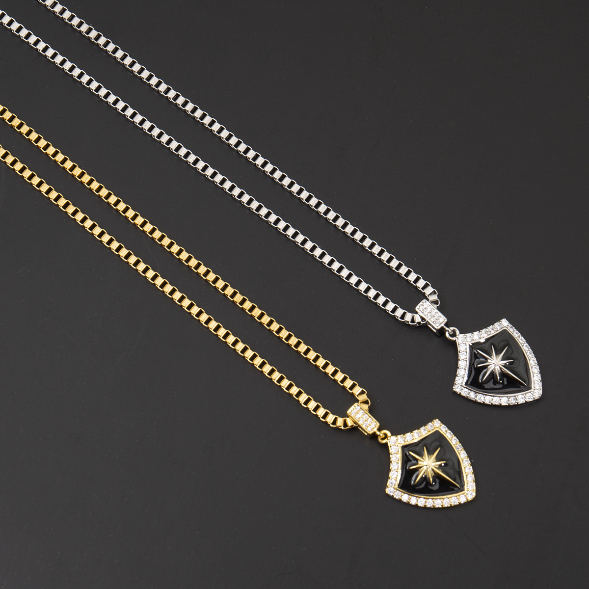 Men's Electroplated Real Gold Shield Eight-pointed Star Necklace_voghion.com