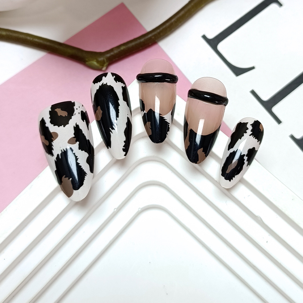 10 piezas de puntas de uñas con estampado de leopardo para aplicación manual, pegatinas de uñas bonitas y de alta gama, puntas de uñas populares para decoración de uñas.