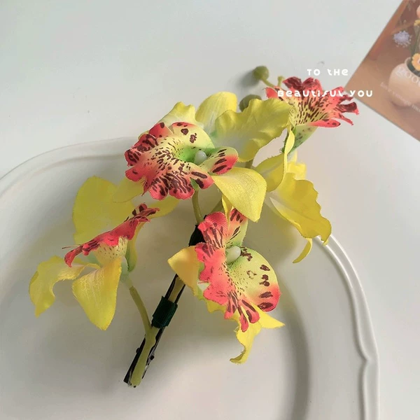 Yellow orchid duck clip (BA2215)