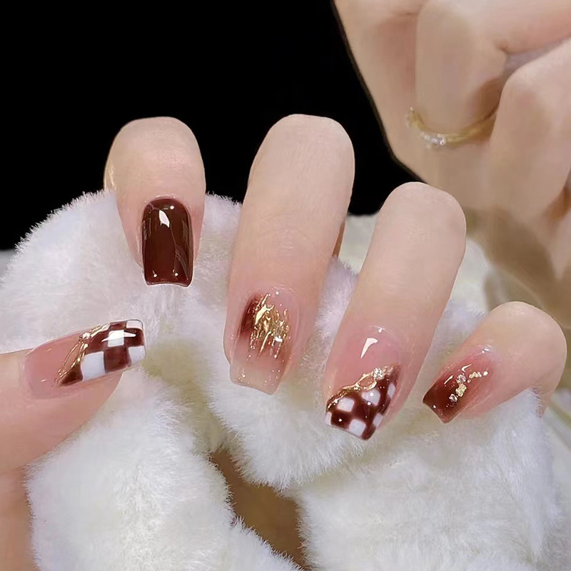 Early autumn White brown nail fine flash wear armor checkerboard color chocolate color fake nails wholesale