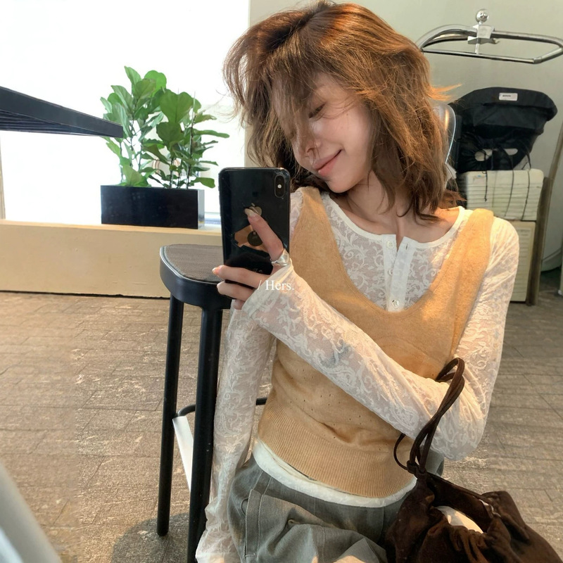 Hers Sweet 2026 Early Autumn Layered Wear Super Nice Korean Style V-Neck Casual Versatile Knit Vest Women's Top