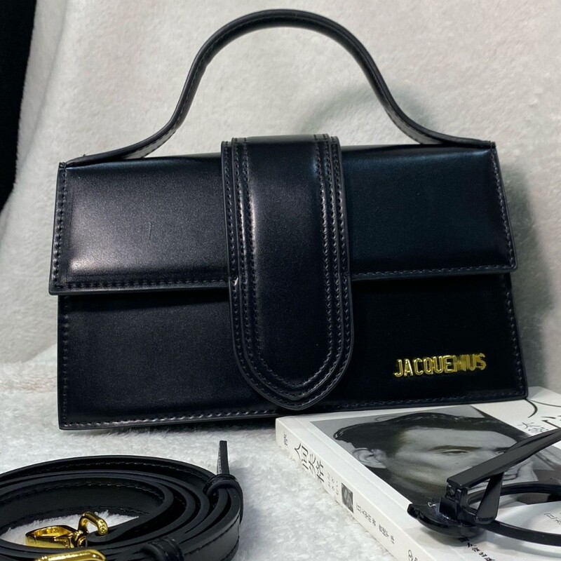 2025 New Model Jacquemus High-Quality Versatile Fashion Genuine Leather Shoulder Crossbody Handbag Women's Small Square Bag 2025 New Model Jacquemus High-Quality Versatile Fashion Genuine Leather Shoulder Crossbody Handbag Women's Small Square Bag