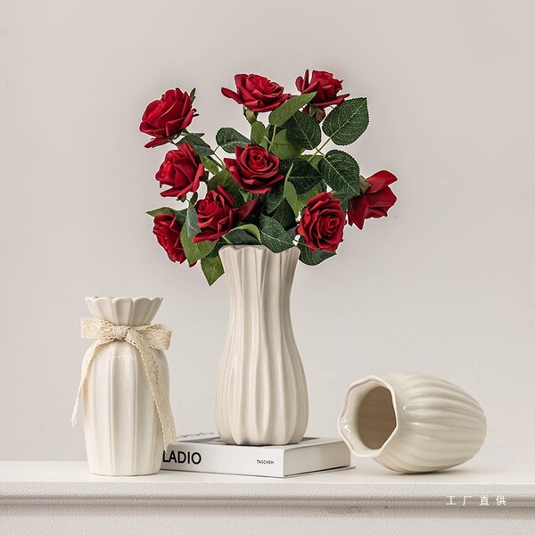 European rose flower arrangement vase white simple ceramic…