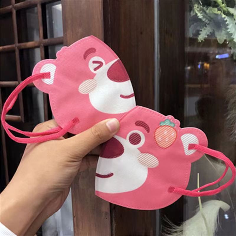 Máscara de oso de fresa para padres e hijos desechables 3D impresión de dibujos animados adultos niños cómodos bebé lindo traje independiente