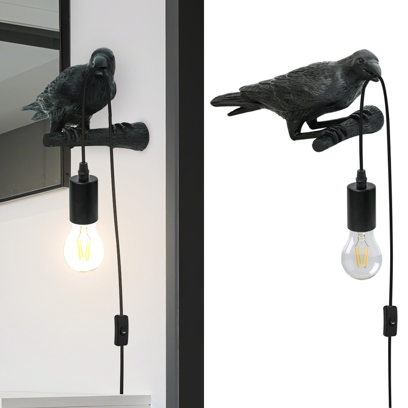 Creative crow resin wall lamp, artistic design wall decoration wall lamp, suitable for homestays, bars, and creating a dramatic atmosphere Creative crow resin wall lamp, artistic design wall decoration wall lamp, suitable for homestays, bars, and creating a dramatic atmosphere