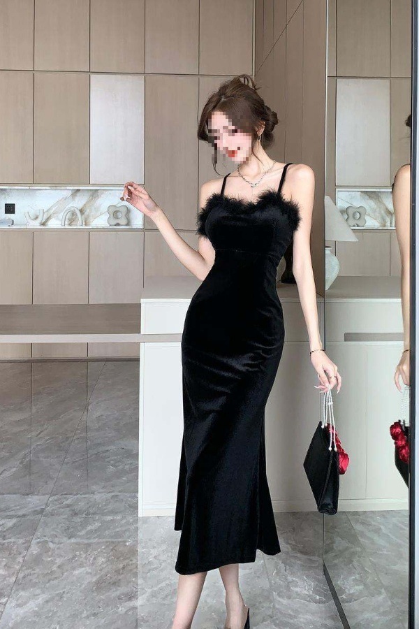 Velvet Suspender Skirt, Light Luxury Women's Autumn and Winter Matchinging Temperament Fur Collar Suspender Dress, Ladylike Fishtail Skirt