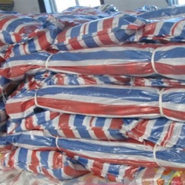 批发彩条布红白蓝编织布三色布防雨布塑料编织防雨彩条布货场盖布