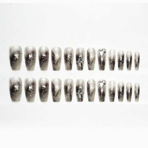 High-end silver crocodile heart sparkling love sticker nail art complete nail polish wearing nail piece European and American style