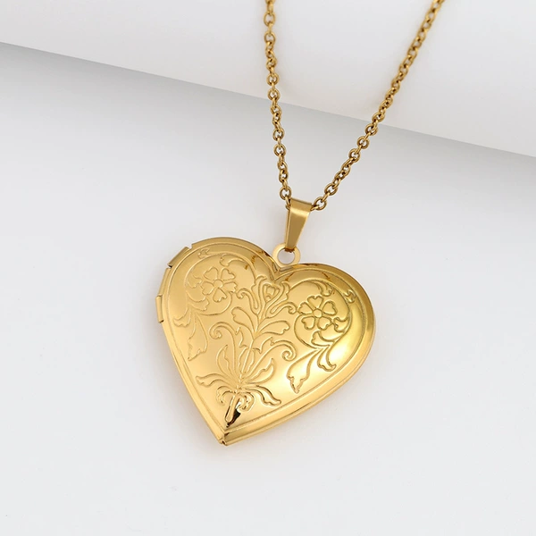 [Necklace] Patterned Heart-Shaped Photo Box 29*29/Gold