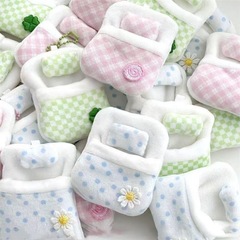 新しいかわいいぬいぐるみ センベル特製四つ葉のクローバー キルト 高価値 ミニ人形 ベッドペンダント 人形キルト