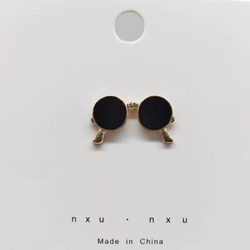Broche en métal mignonne à motif dessin animé pour hommes et femmes, badge décoratif pour sac, bijoux, accessoires Yiwu en gros_voghion.com