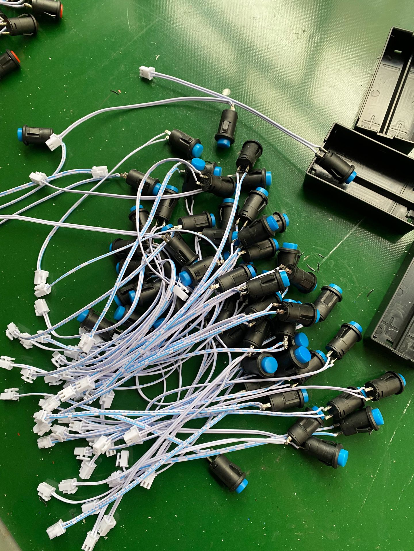 RUNFLYTECH kids spray fire sco