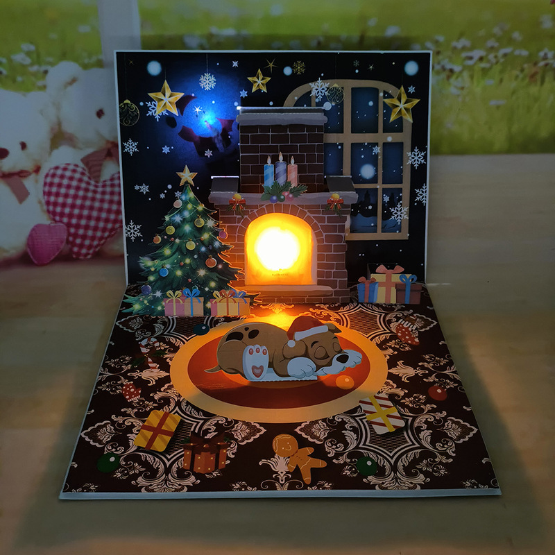 欧西式新年祝日クリスマス磁気制御は暖炉の炎を吹いて明るくなります。|undefined