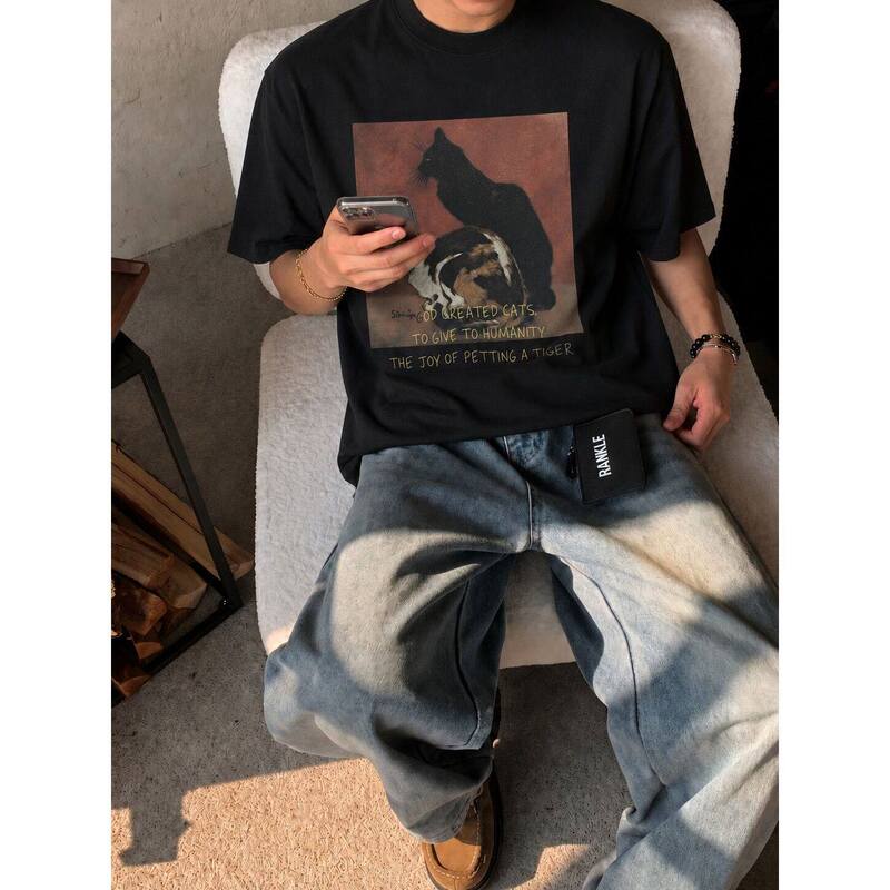 260g Sorona Cool Summer Men's Short-Sleeve T-Shirt with Vintage Cat Oil Painting, American Trendy Brand, Cool and Loose Fit 260g Sorona Cool Summer Men's Short-Sleeve T-Shirt with Vintage Cat Oil Painting, American Trendy Brand, Cool and Loose Fit